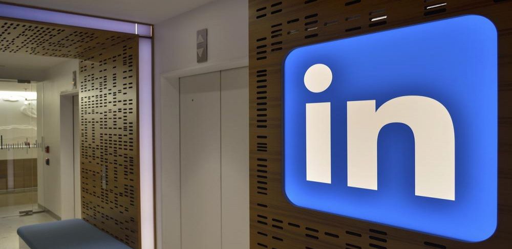 LinkedIn Announces Job Cuts and China App Phase-out Amidst Global Reorganization