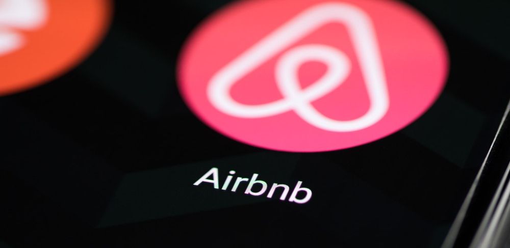 Airbnb's Move Toward Transparent Pricing: Phasing Out Cleaning Fees